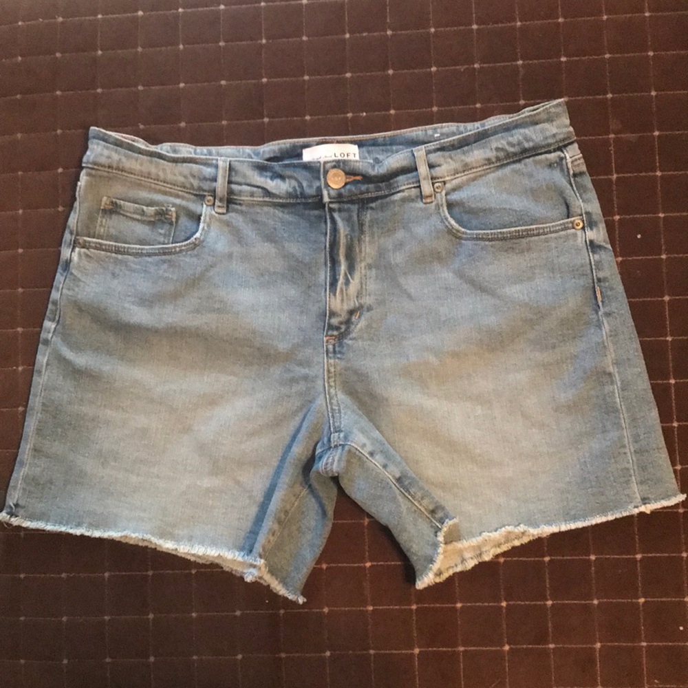 NWOT LOFT Jean Shorts